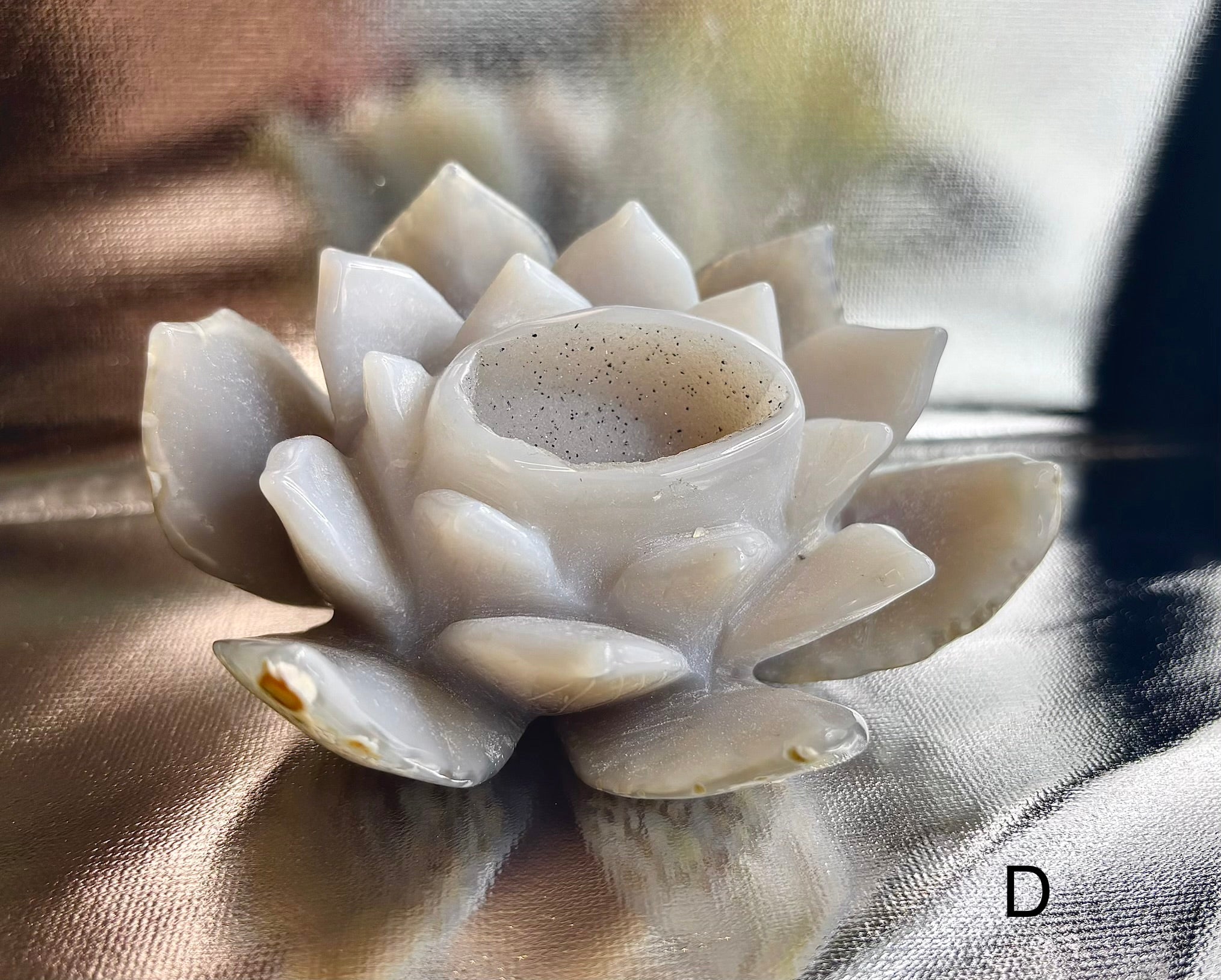 Agate Geode Lotus Flower D - Brazil