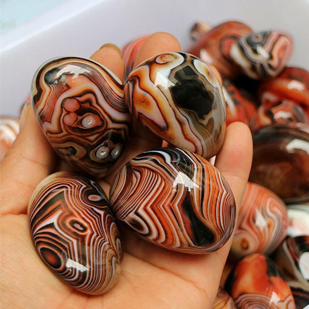 Factory Direct Sales of Sardonyx Raw Stone Hand Pieces, Jade Pieces, Strange Stone Ornaments, Live Supply Wholesale