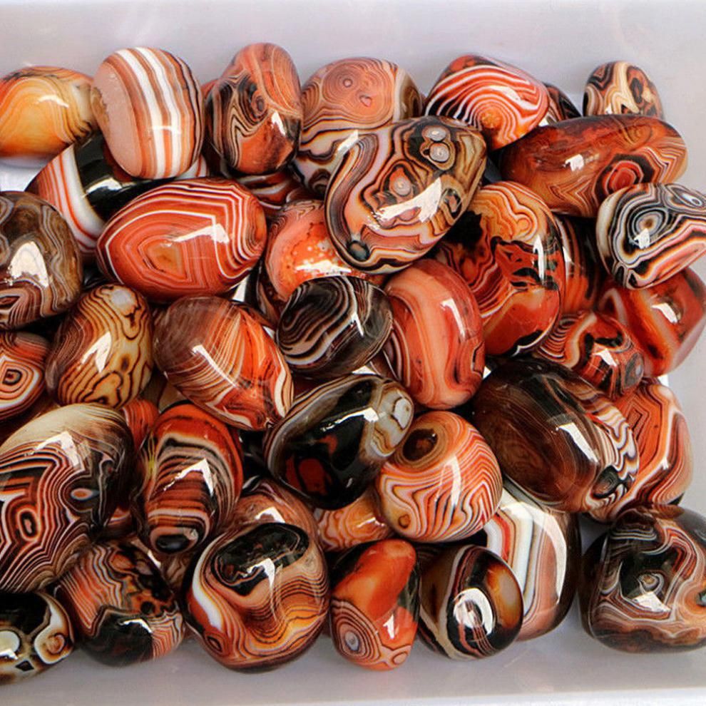 Factory Direct Sales of Sardonyx Raw Stone Hand Pieces, Jade Pieces, Strange Stone Ornaments, Live Supply Wholesale